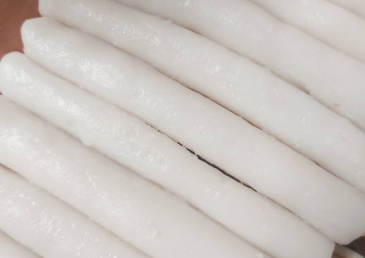 Tteok (korean rice cake)