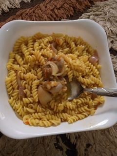 Macaroni Jollof ainihin hoton girkin