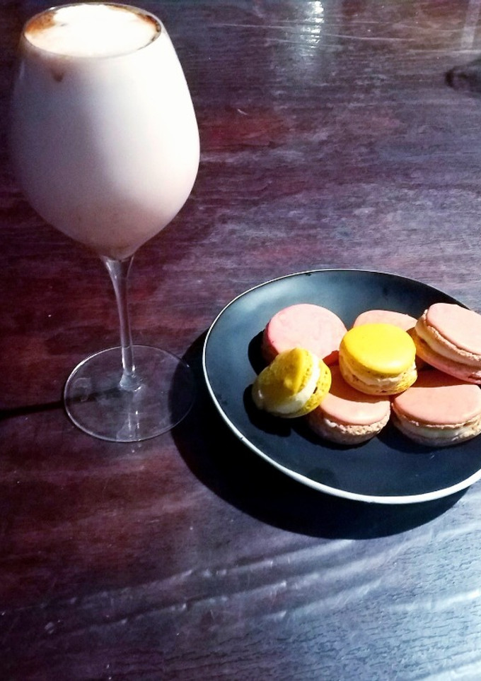 Una foto de Macarrones con base de merengue italiano
