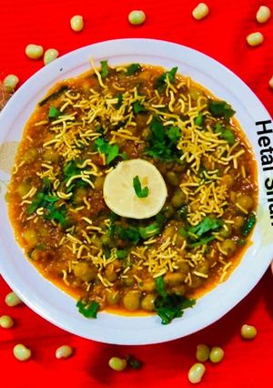 તુવેર ટોઠા (Tuver Totha Recipe In Gujarati) રેસીપી મુખ્ય ફોટો