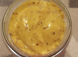 Une photo de Mayonnaise maison à la moutarde