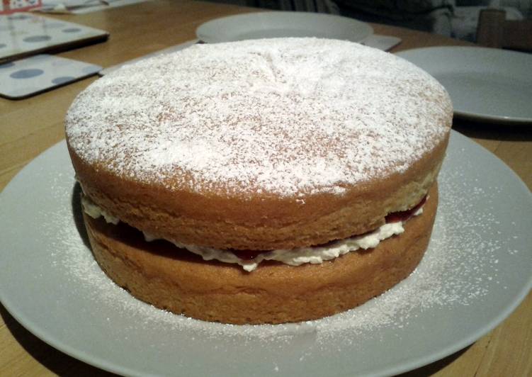 Easiest Way to Prepare Super Quick Homemade Victoria Sponge Cake