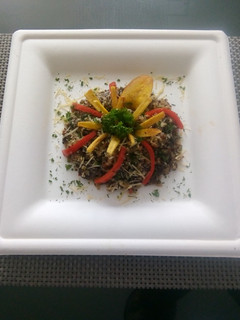 Una foto de Quinua tropical