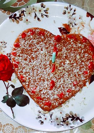 वेलेंटाइन केक (valentine cake recipe in Hindi) रेसिपी मुख्य फोटो