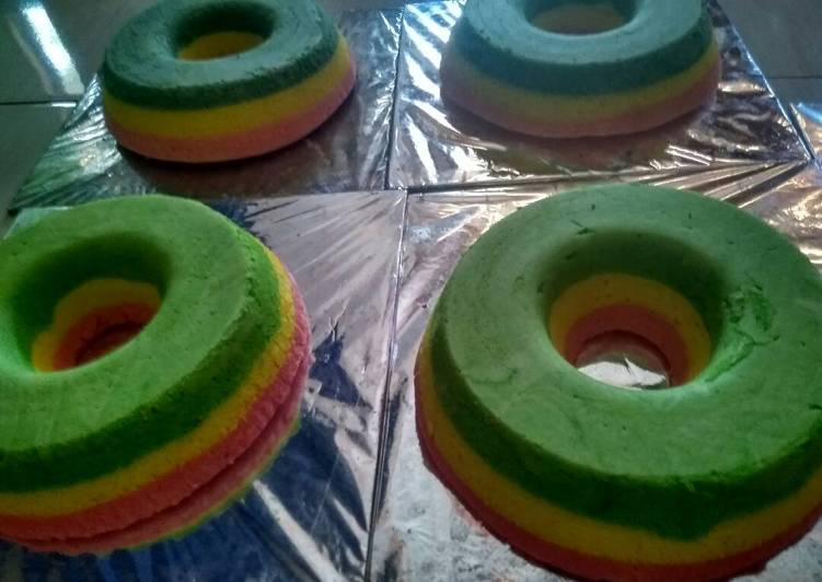 Cara Gampang mengolah Rainbow cake harum,lembut dan super irit😋 Anti Gagal