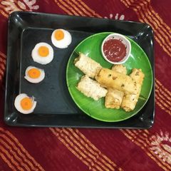 A picture of Potato spring onion papad roll.