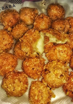 A picture of Homemade Cheese Balls😋.