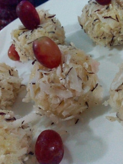 A picture of Coconut Laddo.