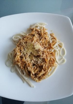 Una foto de Pastas con pollo en salsa napolitana