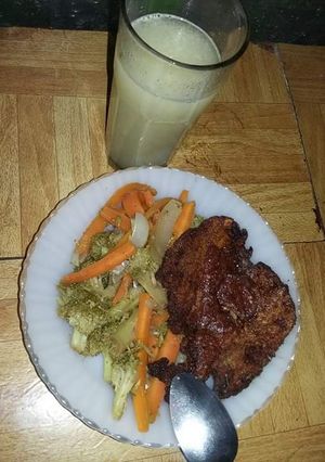 Una foto de Brocoli con pollo