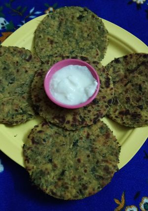 સરગવાના પાન ના પરોઠા રેસીપી મુખ્ય ફોટો