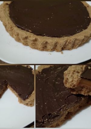Una foto de Torta toffi de chocolate y dulce leche