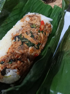 Foto resep Nasi bakar Suwir Tongkol Kemangi