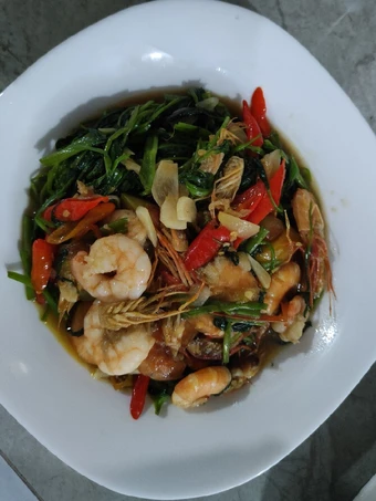 Cara Gampang Membikin Resep Cah Kangkung Udang Saos Tiram yang Menggugah Selera Anti Ribet, Bisa Manjain Lidah
