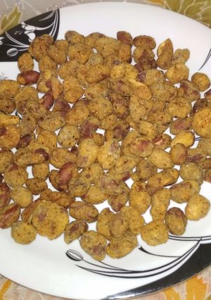A picture of Masala peanuts.