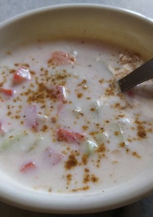 A picture of Mix veg raita.
