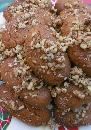 A picture of Greek Christmas Cookies (Melomakarona).