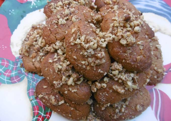 Greek Christmas Cookies (Melomakarona)