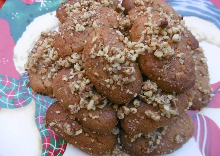 Simple Way to Prepare Quick Greek Christmas Cookies (Melomakarona)