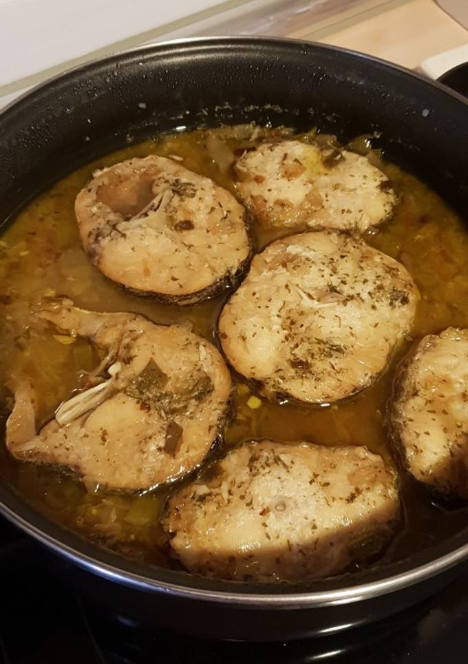 Una foto de Merluza en salsa