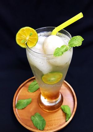 Hình của món Trái Vải Soda Siro Đào.