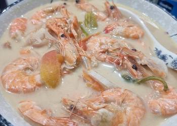 How to Make Yummy Shrimp in Tamarid and Coconut Cream