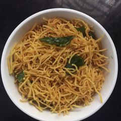 A picture of Ompodi.