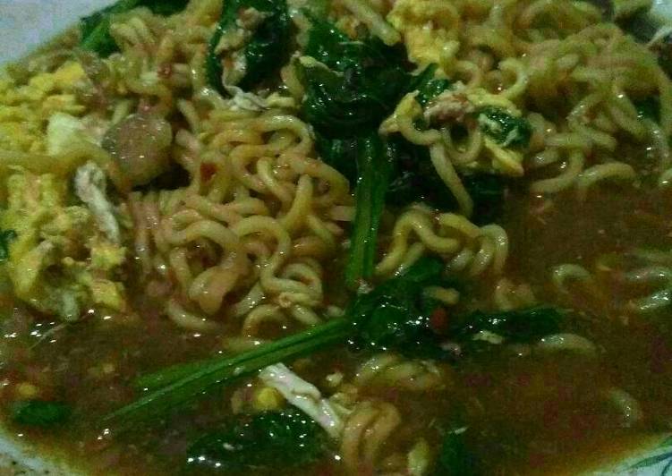 Indomie kuah model telur