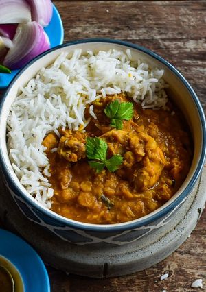 A picture of Piping hot Daal-Chicken.