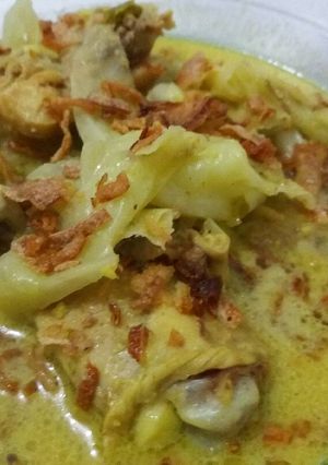 Foto resep Ayam Masak Kuah Kuning