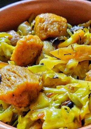 A picture of Simple cabbage soya chunks dry sabji.