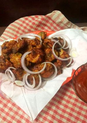 চিকেন পকোড়া (chicken pakoda recipe in Bengali) রেসিপির প্রধান ছবি