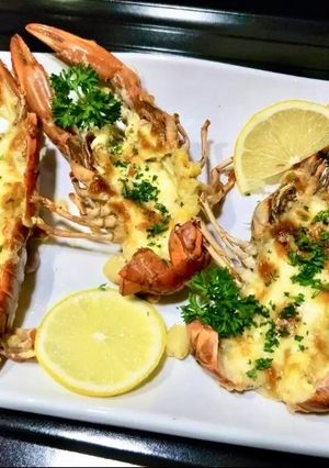 รูปของ Crayfish Thermidor/ เครย์ฟิช เเตร์มีดอร์