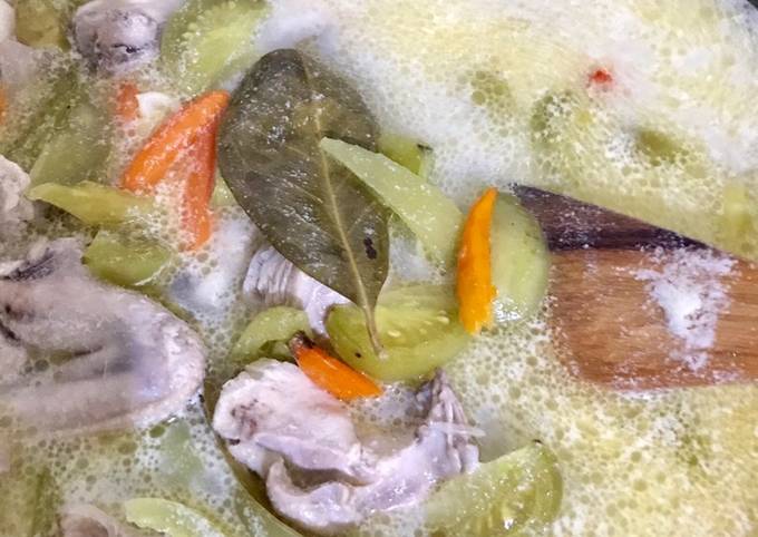 Wajib coba! Bagaimana cara buat Garang Asem Enak Tanpa Daun Pisang  istimewa