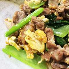 A picture of Pork, Egg, and Komatsuna Stir-Fry with Sweet Sauce.