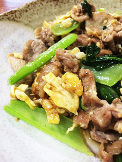 A picture of Pork, Egg, and Komatsuna Stir-Fry with Sweet Sauce.