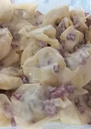 Una foto de 251. Tortellinis con jamón