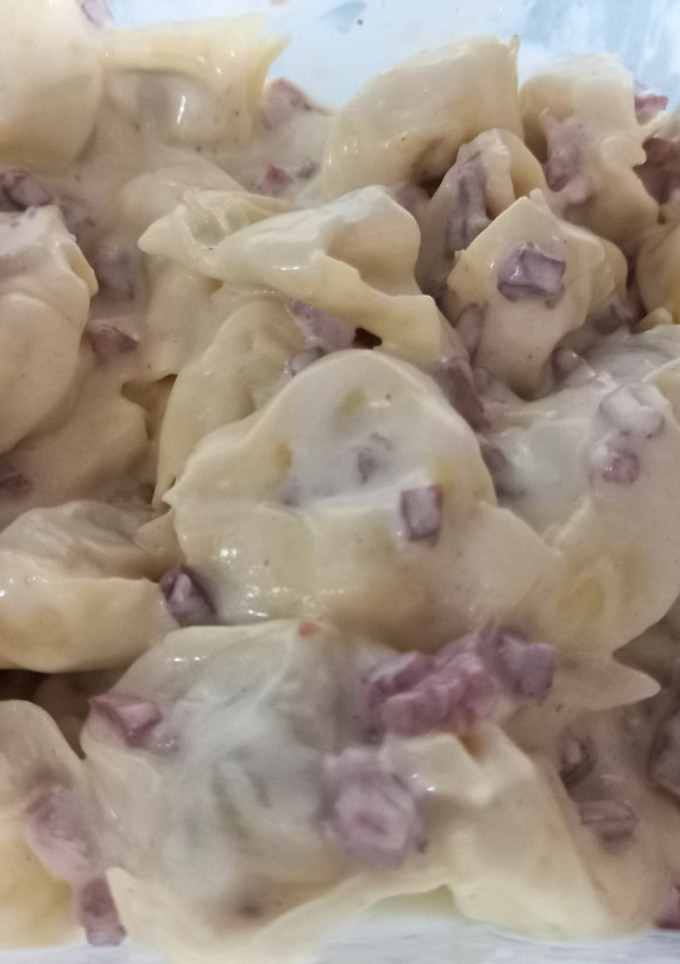 Una foto de 251. Tortellinis con jamón