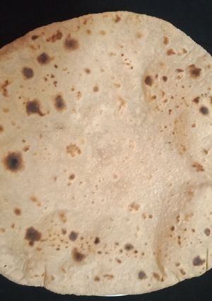 A picture of Naram Naram Garam Garam Haseen Phulka.