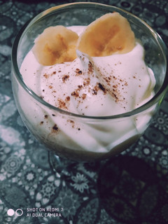 Una foto de Postre en copa "Banana y Dulce de leche"