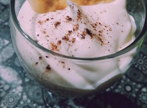 Una foto de Postre en copa "Banana y Dulce de leche"