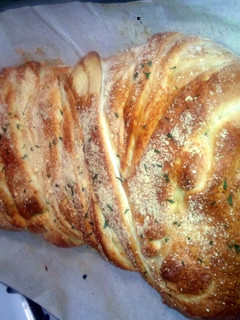 A picture of Stuffed spaghetti Bread.