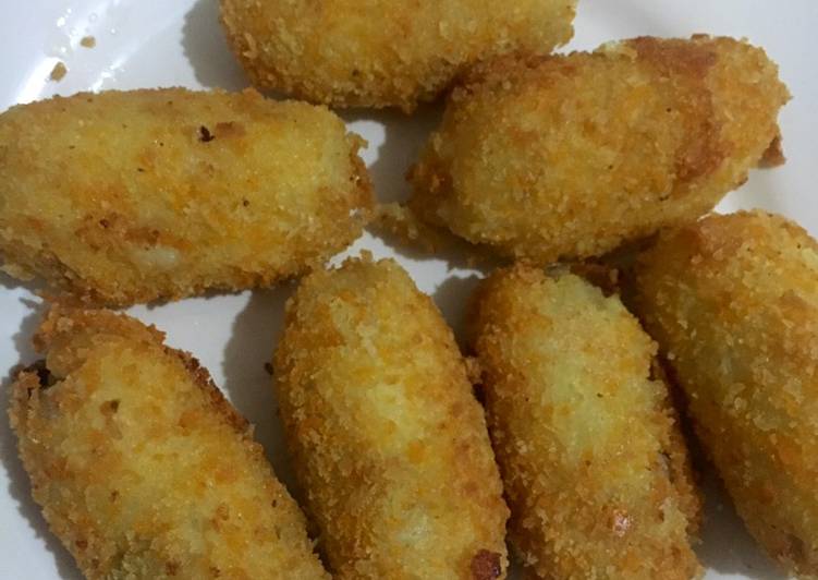 Kroket Kentang Isi Ayam Cincang