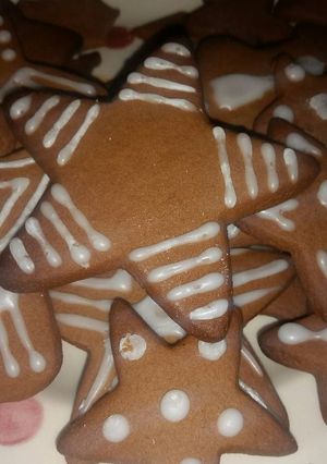 A picture of Ginger Bread Biscuits.