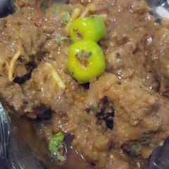 A picture of Pyaz gosht.