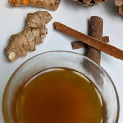 A picture of Cinnamon tea.