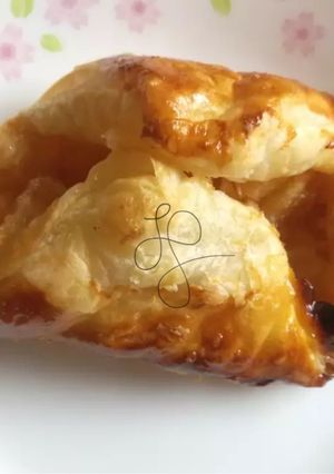 A picture of Apple Puff Pastry.