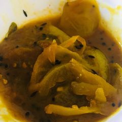A picture of Mango chutney.