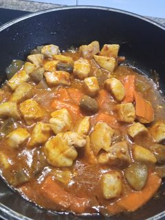 Una foto de Pollo al curry a mi manera