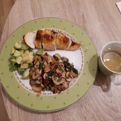 A picture of Low Calorie Oven grilled Chicken and Veggie.